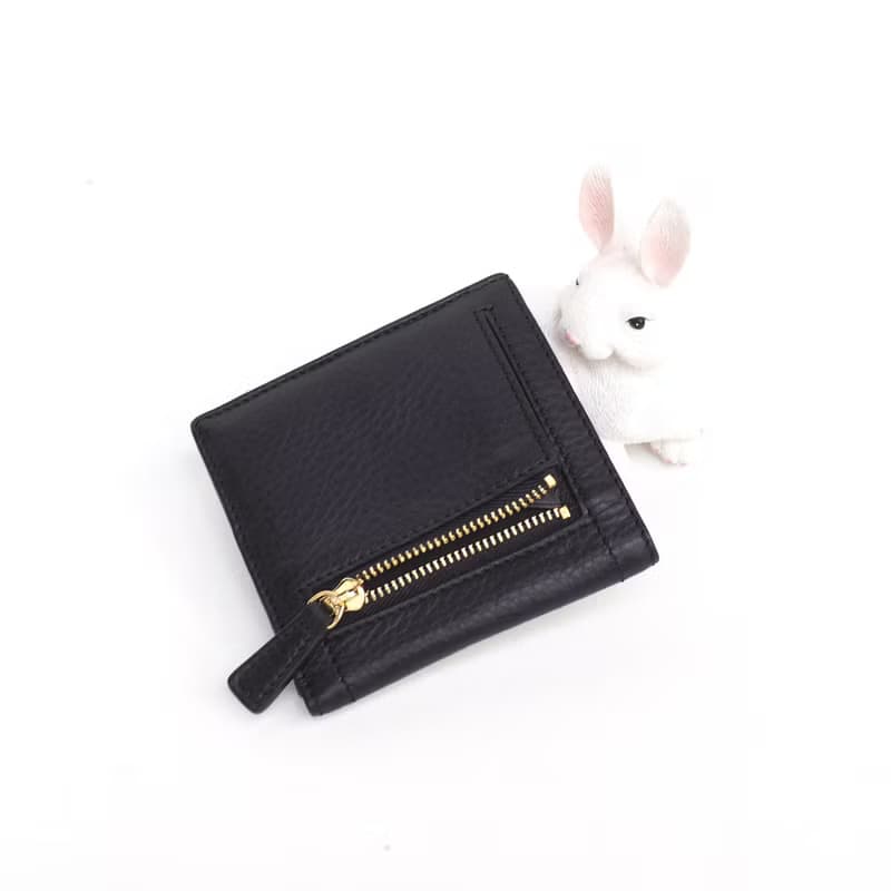 Hannah (Black) : Small leather short wallet, folded wallet, Mini wallet