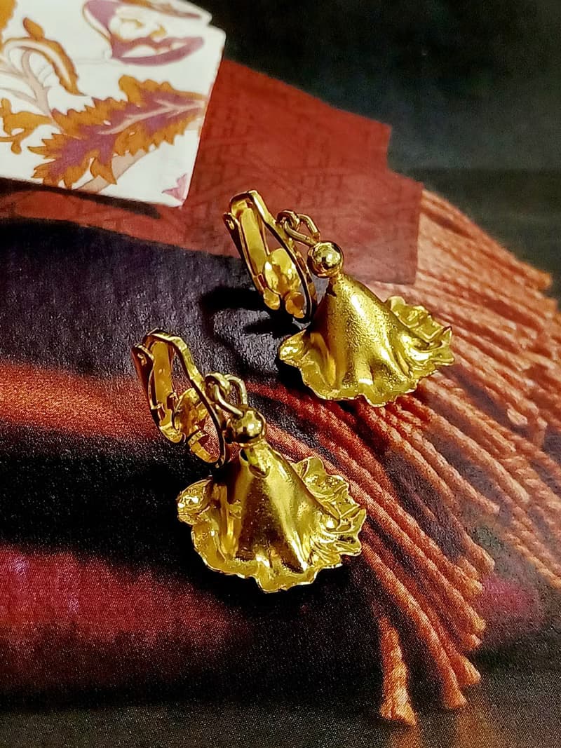 vintage jewelry  古董奧地利垂墜水仙花 夾式耳環