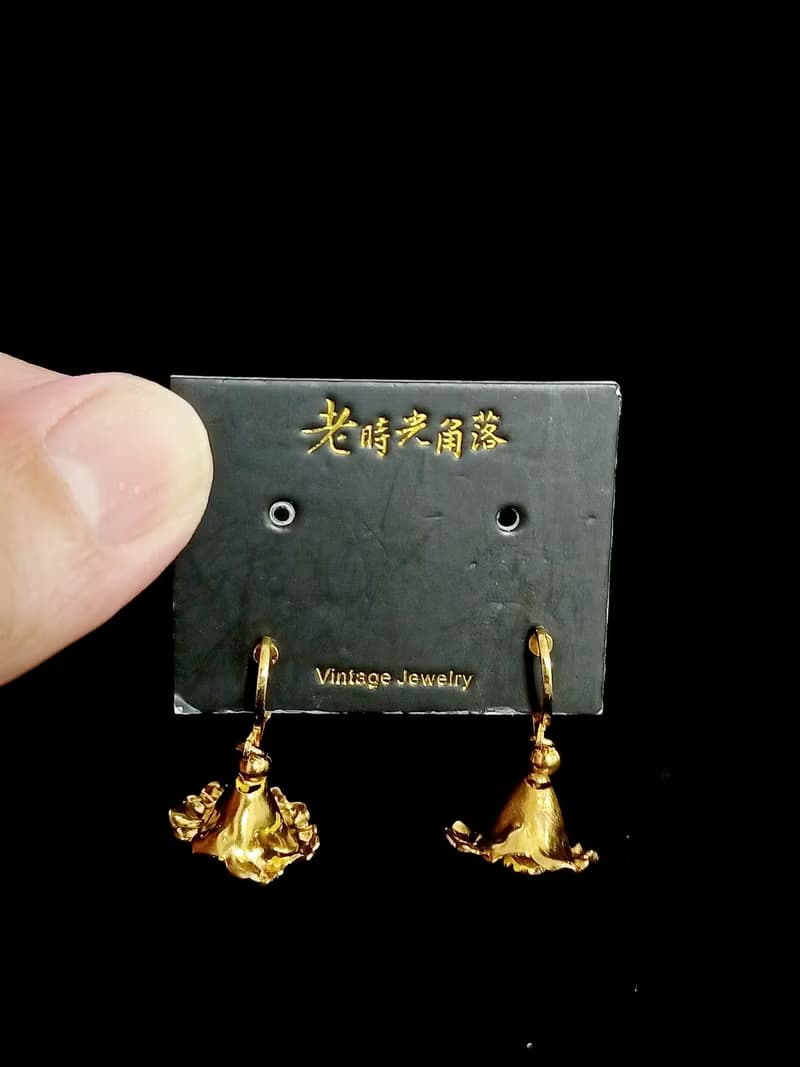 vintage jewelry  古董奧地利垂墜水仙花 夾式耳環