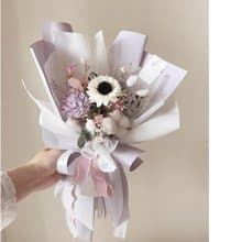 【畢業花束】乾燥花束 永生花束 生日禮物 情人節花束 滿天星