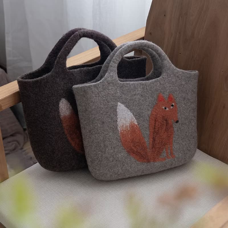 軻人羊毛氈小狐狸手提包手腕包女包敞口款手工包禮物復古簡約百搭