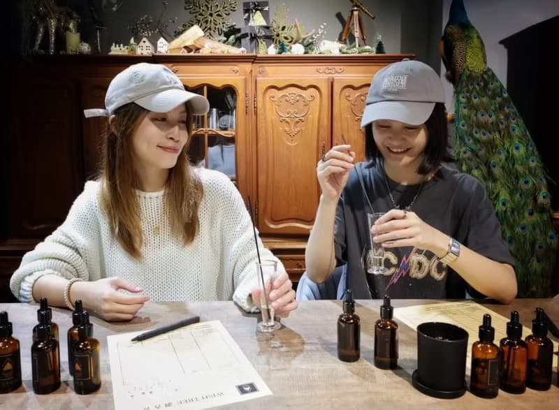 【體驗】【DIY調香】 • 信義店 • 雙人方案 • 空間擴香 / 香氛蠟燭