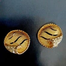 vintage jewelry  BSK 金色立體圓形波浪紋萊茵 夾式耳環