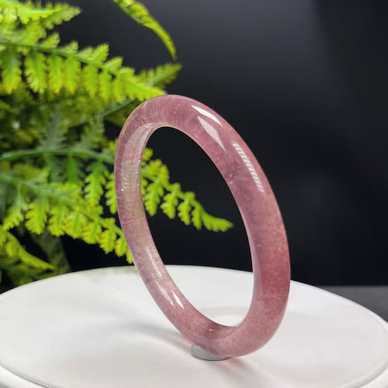 草莓晶手鐲 60MM 甜美冰透星光 紅水晶圓條手環 溫婉靈動活力亮麗