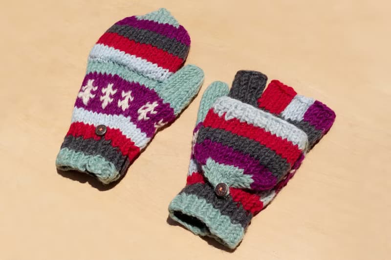 情人節禮物 創意禮物 限量一件手織純羊毛針織手套 / 可拆卸手套 / 內刷毛手套 / 保暖手套(made in nepal) - 香檳葡萄 + 薄荷綠 民族圖騰