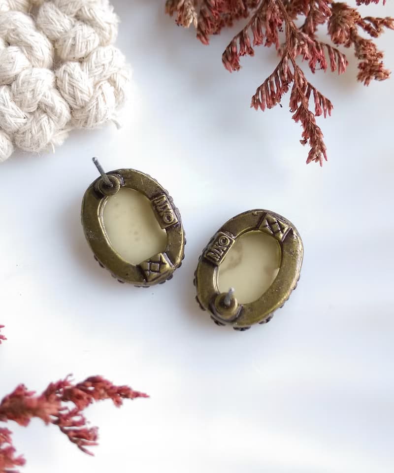 Vintage Jewelry 西洋古董飾品 CAMEO 古典 針式耳環