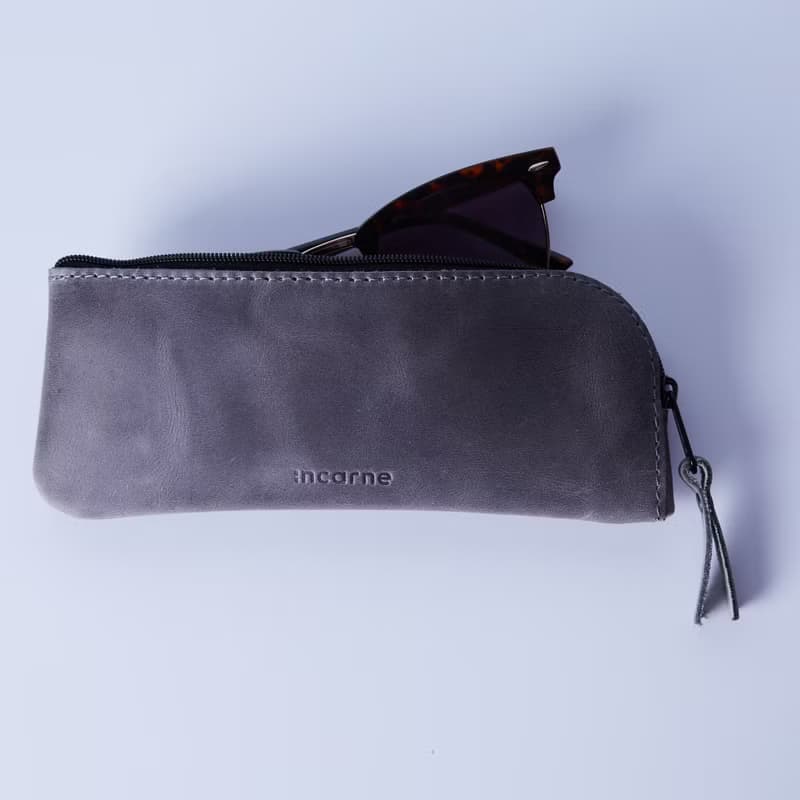 灰色真皮眼鏡盒 – 時尚皮革配件禮品