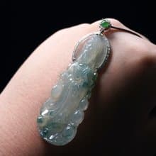 冰種飄花翡翠觀音菩薩項鍊 18K金鑽石 | 天然緬甸玉翡翠A貨 |送禮