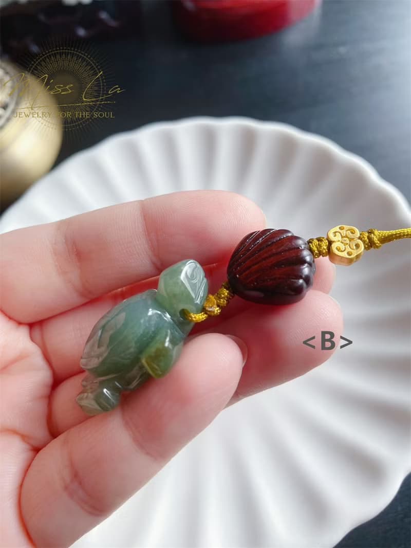 天然緬甸玉翡翠 龜 掛繩 包掛 禮物 人興財旺祖孫輩輩富有