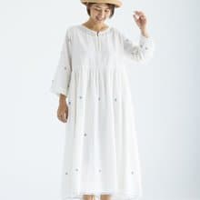 KALAKAR 印度棉白色長袖小圖刺繡雙層洋裝
