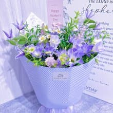 該是送自己一束花的時候了 30cm中花束賣場