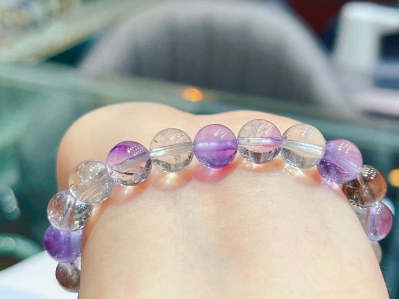 寶麗金珠寶-紫色琉璃珠黃金造型手鍊