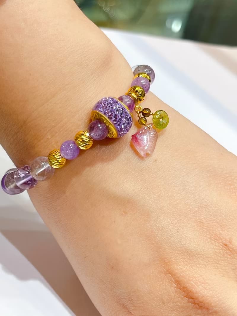 寶麗金珠寶-紫色琉璃珠黃金造型手鍊