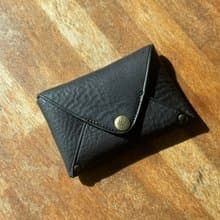 leather button - black