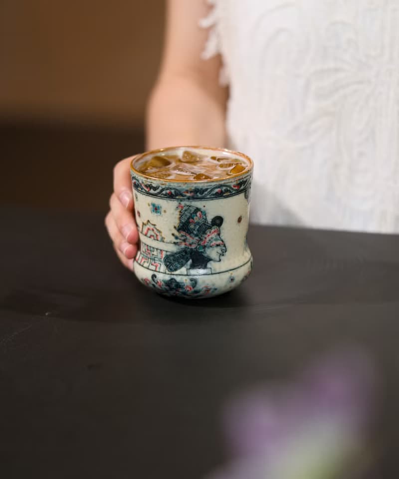 2025年新作 景德鎮手繪青花瓷 中華唐風  皮影戲咖啡杯可樂杯