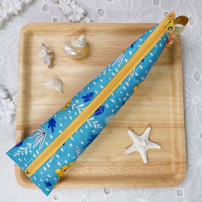 韓國卡通老虎防水布拉鍊立體餐具袋