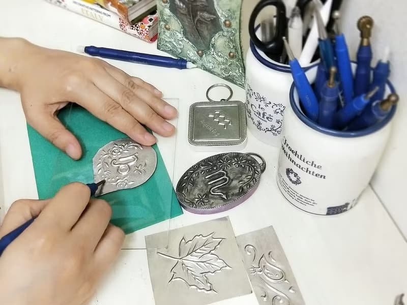 【體驗】【一人成團】手作課程星座系列錫雕教學鑰匙圈台中限時優惠