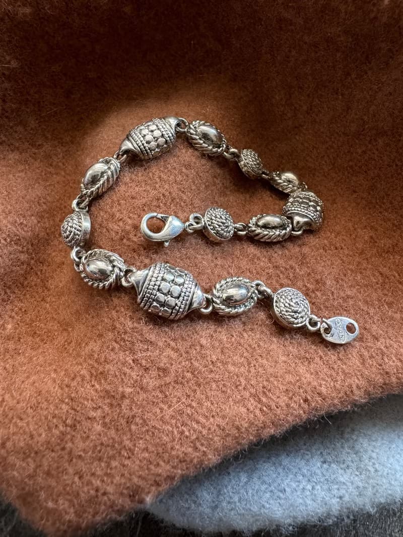 古董AVON銀色雕花手環手鐲 BR246