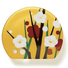 松榮堂新款半月形香立 槍梅   日本製瓷器