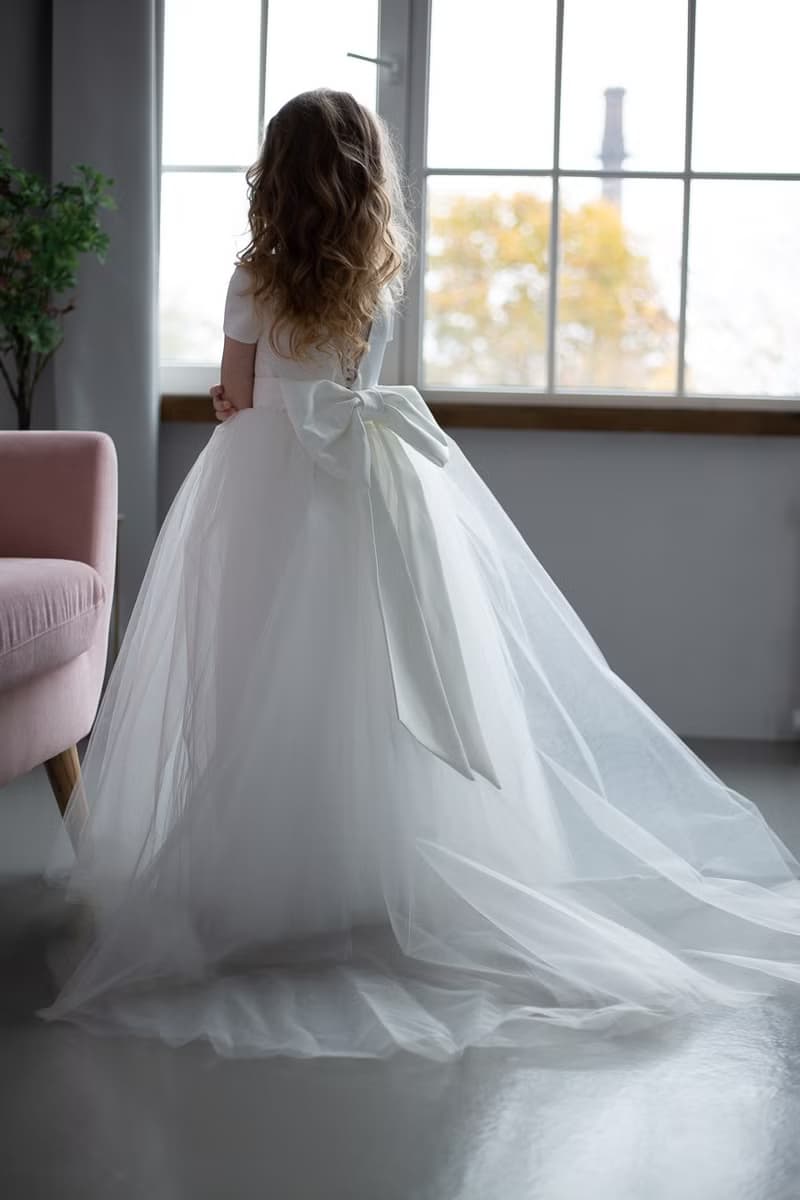 用於婚禮 生日 音樂會和其他慶祝活動的緞面花童禮服