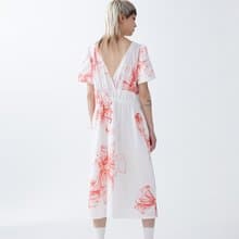 小露背印花洋裝