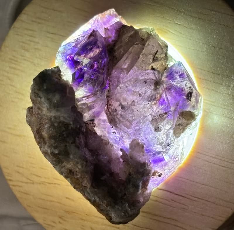 超七水晶 深紫 城堡 紫晶 草苺晶 紫水晶原石 骨幹水晶 印記