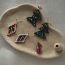 手工刺繡耳環耳夾/原創設計/聖誕/新年