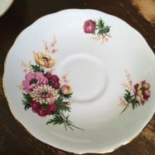 Queen Anne 花卉小茶碟- 07