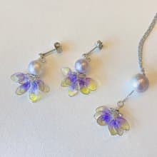 【AurorA百寶盒】A041─跳舞精靈─紫黃-耳針加項鍊  套組