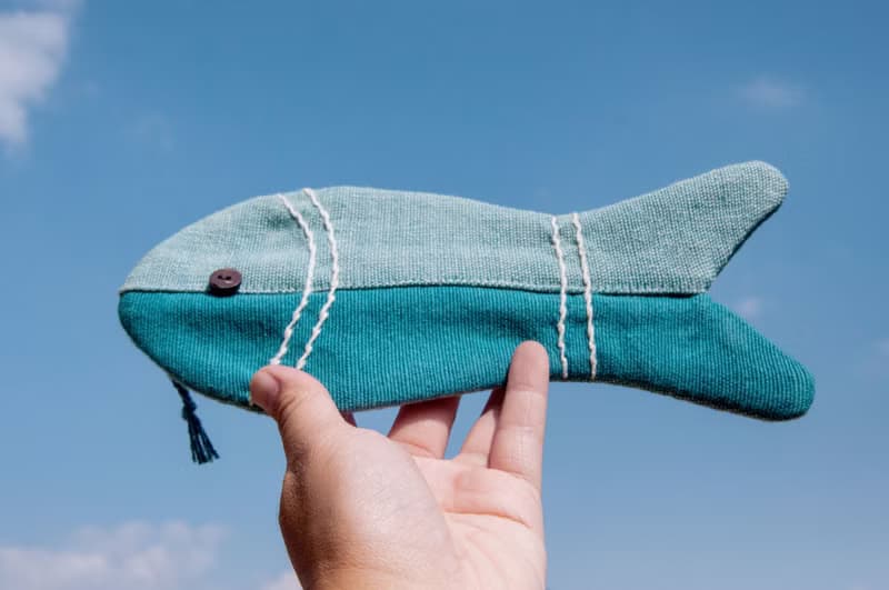 動物收納包/筆袋/化妝包/筆盒/餐具袋/動物文具-手工刺繡魚兒筆袋