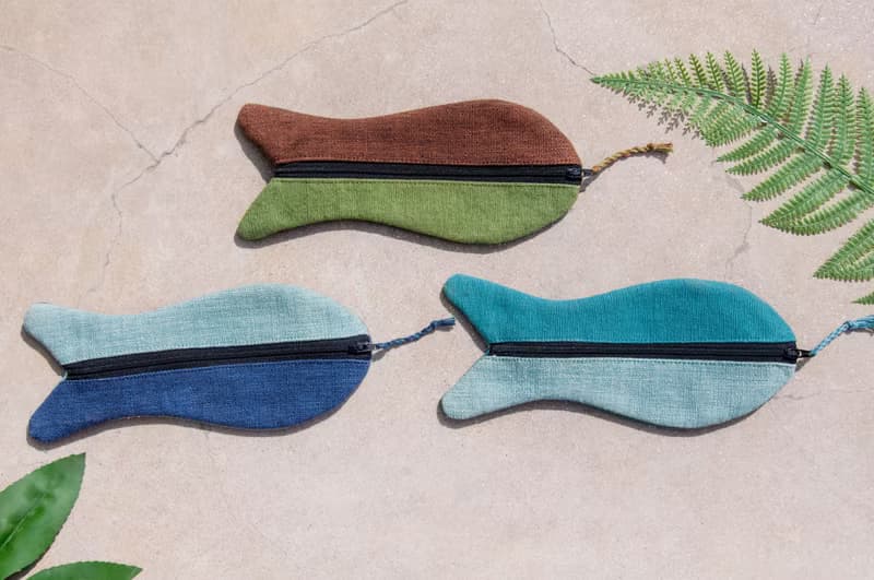 動物收納包/筆袋/化妝包/筆盒/餐具袋/動物文具-手工刺繡魚兒筆袋