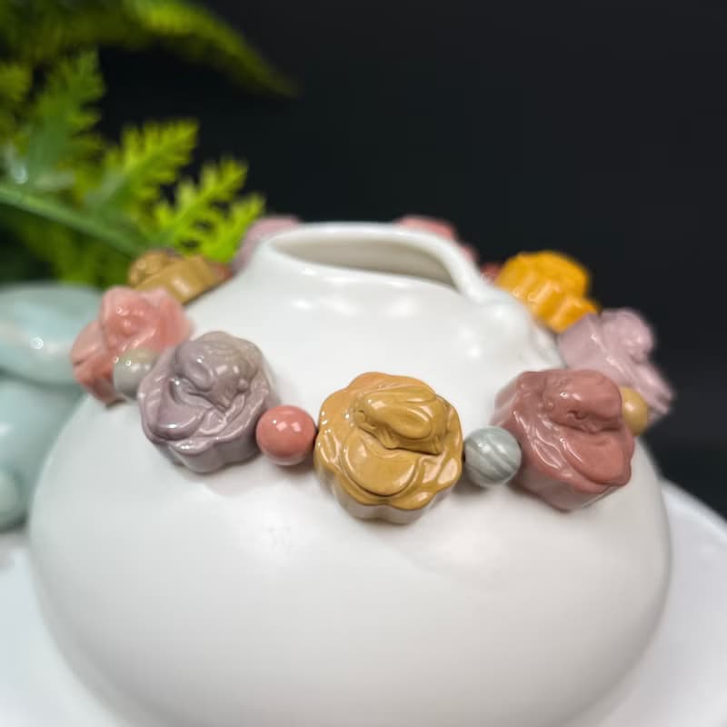 精品多彩阿拉善瑪瑙月餅趴趴兔設計手釧 趣味手錬 可愛萌寵