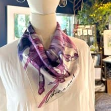 50cm角_silkscarf_ Feel the wind 柄のシルクスカーフ　ChristalART