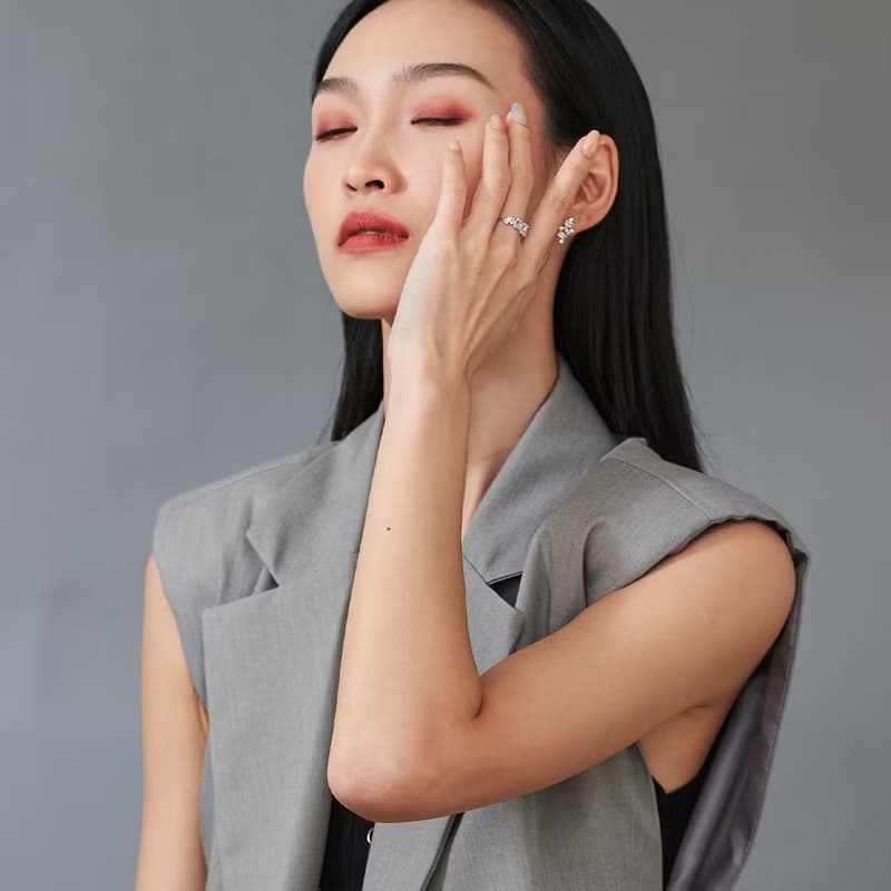 質感閃耀排鑽戒指