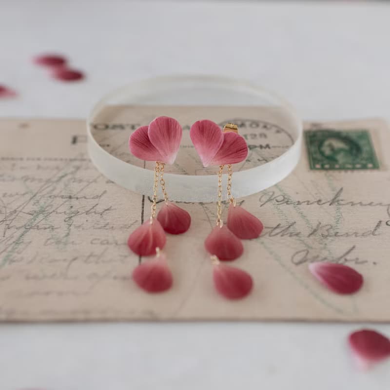 花瓣 愛心 耳環 / 耳夾 / 波爾多紅