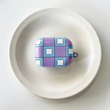 clover check hard AirPods Case (purple)