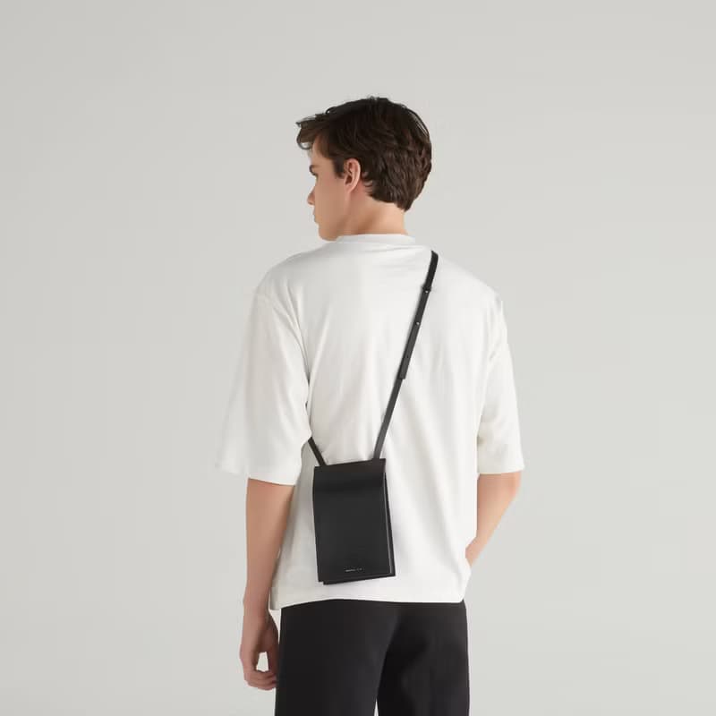 DA17 Conductor Bag – Black (Minimal Leather Bag)