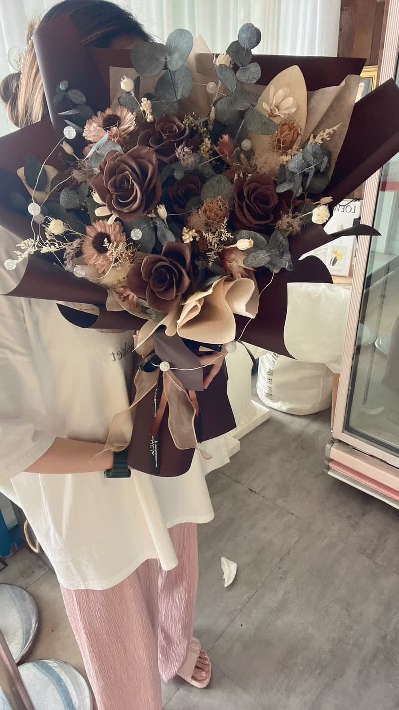 wbfxhm/ 美拉德花束 煙燻巧克力不凋玫瑰花束