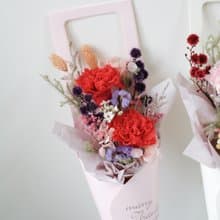 紅紫色 不凋康乃馨 母親節 長型手提花束 現貨+預購