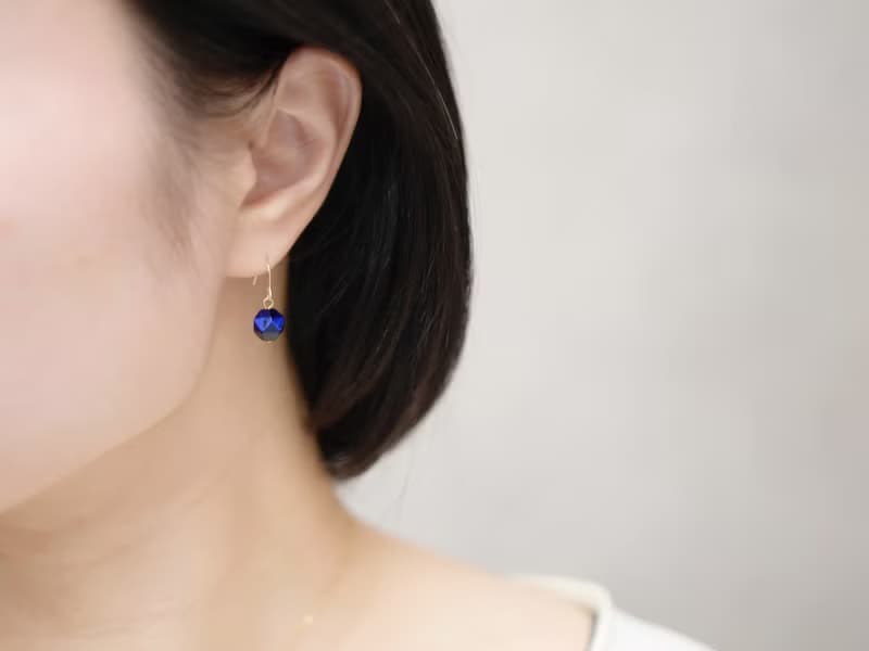 【ピアス・イヤリング】深海の結晶・1粒