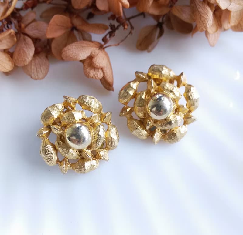 Vintage Jewelry 西洋古董飾品 原始溫度 金色調 夾式耳環
