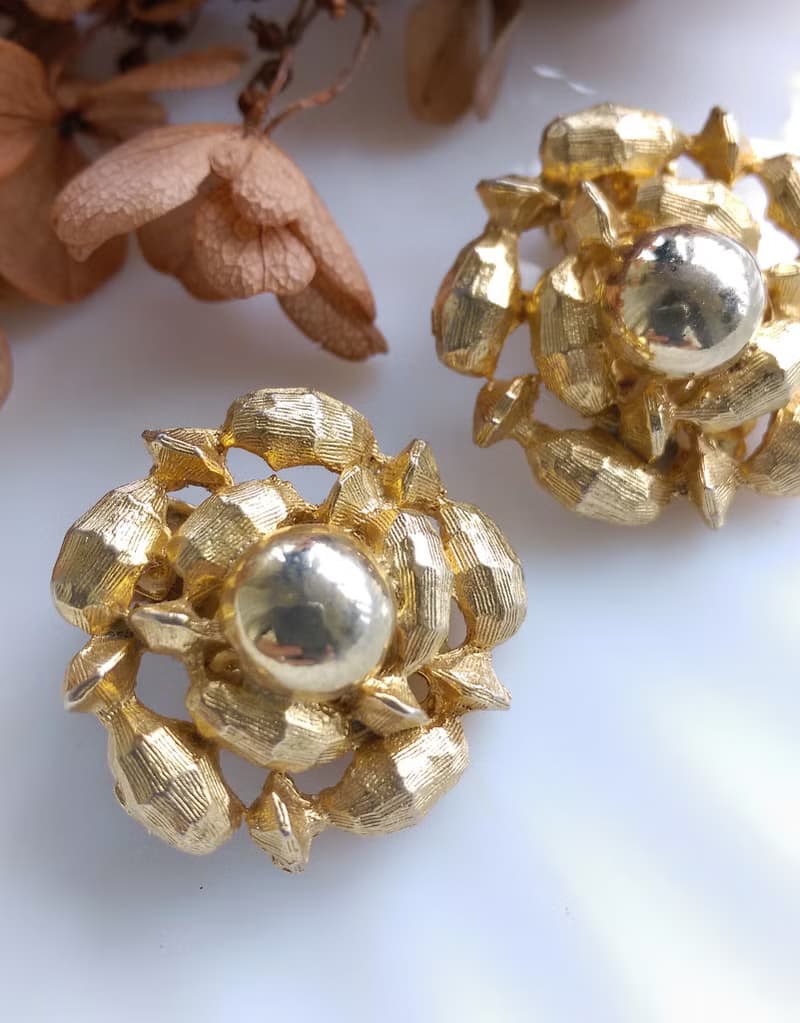 Vintage Jewelry 西洋古董飾品 原始溫度 金色調 夾式耳環