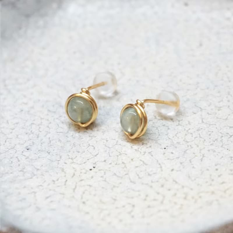 ll 6mm葡萄石 ll 金線框耳針 耳夾 / 一對 ER-00060