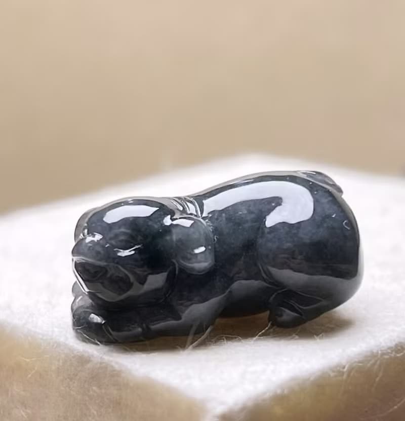 烏雞翡翠小豬 | 天然緬甸玉A貨翡翠 | 送禮