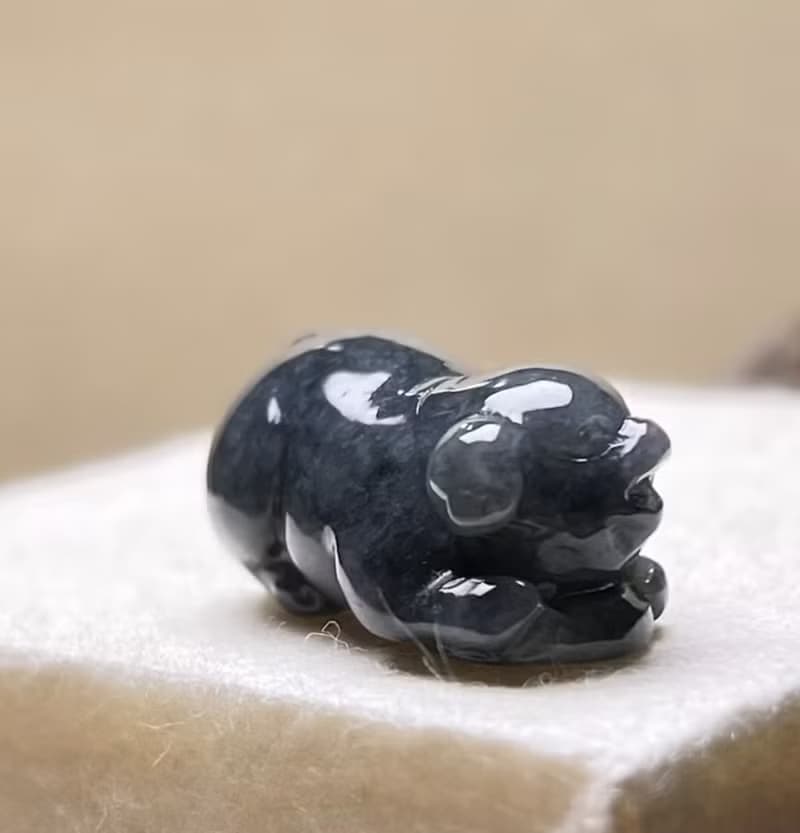 烏雞翡翠小豬 | 天然緬甸玉A貨翡翠 | 送禮