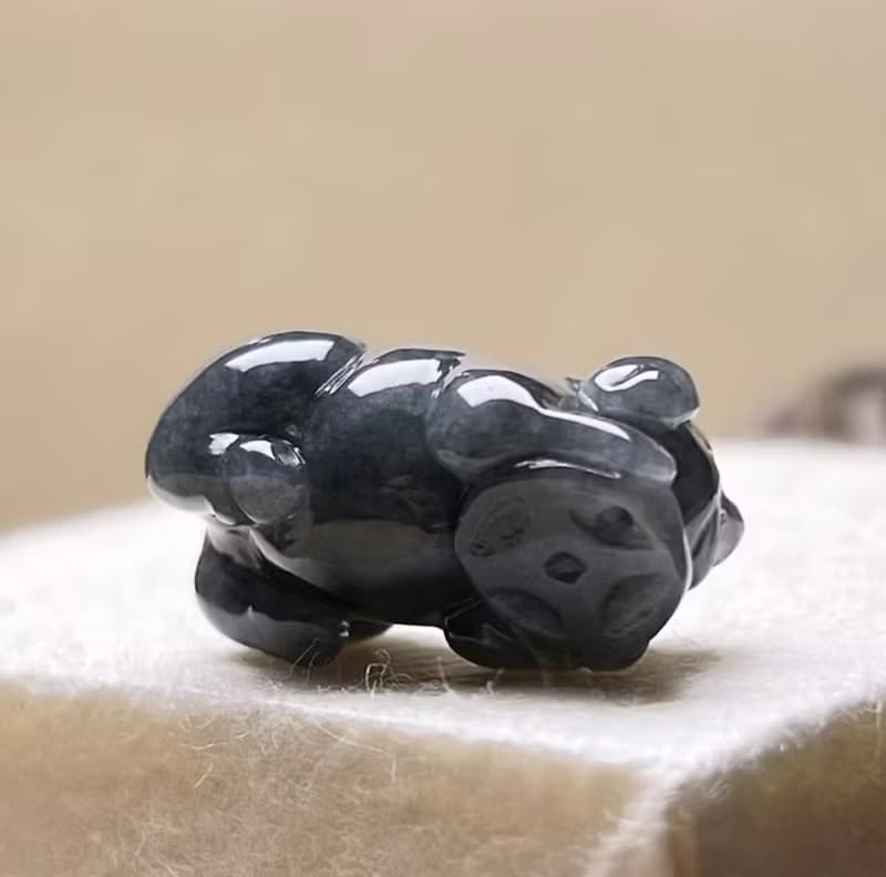 烏雞翡翠小豬 | 天然緬甸玉A貨翡翠 | 送禮
