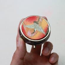 古銅款 圓形 分格藥盒 迷你 隨身攜帶 小物 收納盒 藥盒 仙鶴