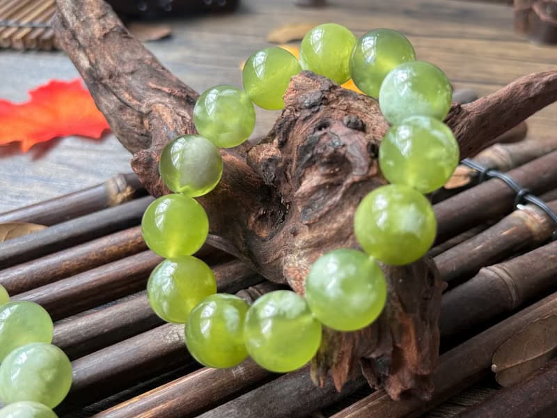 【一物一圖】天然 16mm 青提奶蓋 岫玉 手鍊