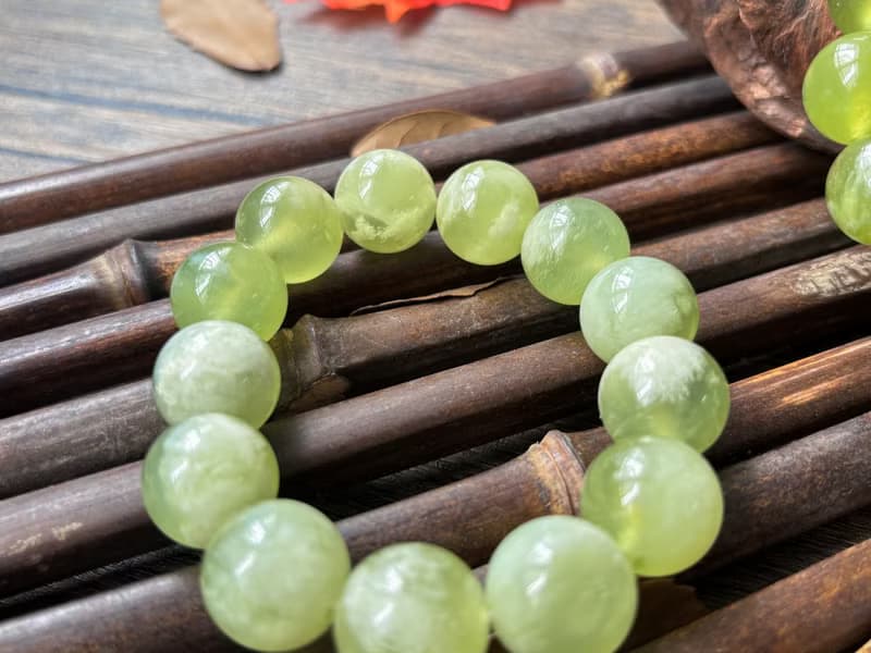 【一物一圖】天然 16mm 青提奶蓋 岫玉 手鍊