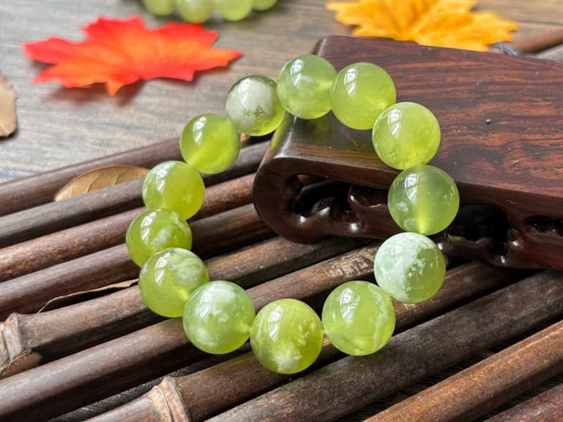 【一物一圖】天然 16mm 青提奶蓋 岫玉 手鍊